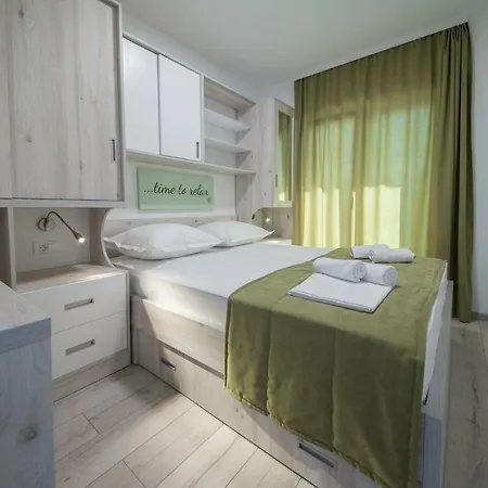 Apartmani Spiline - Mia Baška Voda Esterno foto